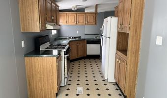 829 Savannah River Dr, Adrian, MI 49221