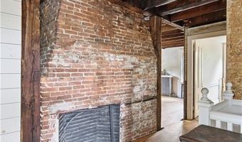 1331 New London Ave, Cranston, RI 02920