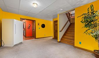 21580 Moonlight Bay Rd, Abingdon, VA 24211