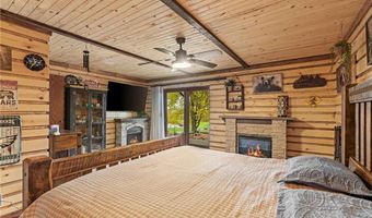 74500 240th St, Albert Lea, MN 56007