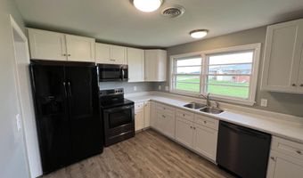 12055 Lawngate Rd L, Athens, AL 35611