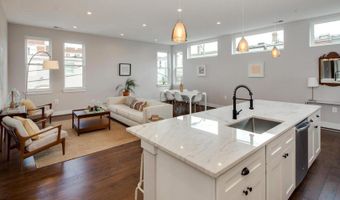 3542 WARDER St NW 204, Washington, DC 20010