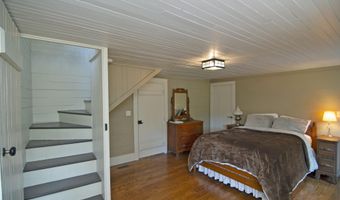 90 Taylor Ln, Alderson, WV 24910