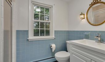 77 Hemlock Rdg, Berlin, CT 06037