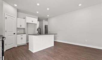 45 E 6th St, Adrian, MO 64720
