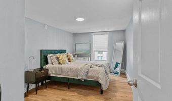 382 Spring St 1, Newport, RI 02840