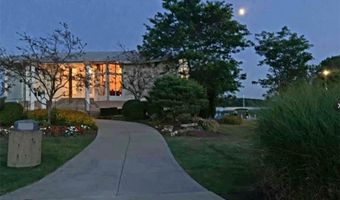 10015 Regatta Trl, Aurora, OH 44202