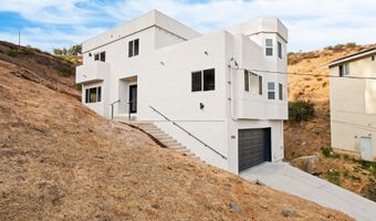 9596 Eucalyptus St, Spring Valley, CA 91977