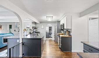 2172 FIRESIDE Ct, Springfield, OR 97477