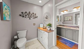 738 Dawson Creek Rd, Arapahoe, NC 28510