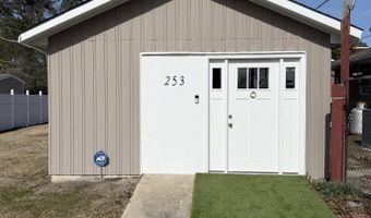 4254 Washington St, Ayden, NC 28513
