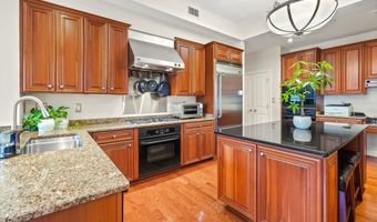 10401 STRATHMORE PARK CT # 3/405, Rockville, MD 20852