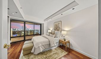 200 Harbor 2701, San Diego, CA 92101
