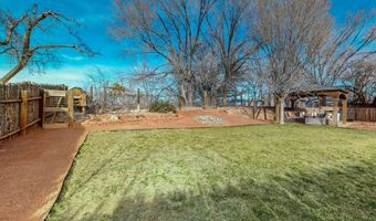 200 RIESLING Rd, Bernalillo, NM 87004