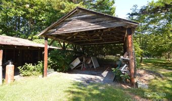 1108 Pine Hill Rd, Asheboro, NC 27205