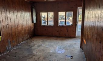 8 Grant Dr, Coventry, RI 02816