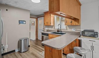 50 Circledale Dr, Cumberland, RI 02864