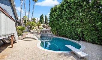 4143 Sunnyhill Dr, Carlsbad, CA 92008