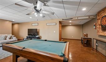 612 Deer Ridge Dr, Atkins, IA 52206