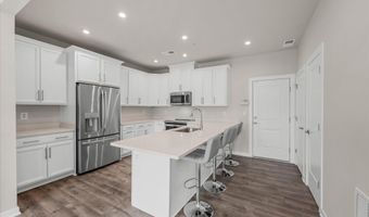 20316 NEWFOUNDLAND Sq, Ashburn, VA 20147