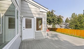 1701 Commodore Dr, Anchorage, AK 99507