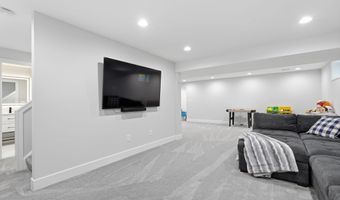 43197 WAYSIDE Cir, Ashburn, VA 20147