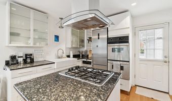 5300 WILSON Blvd, Arlington, VA 22205