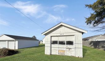 1614 13th St, Bedford, IN 47421
