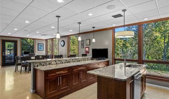 25 Logan Rd, Alton, IL 62002