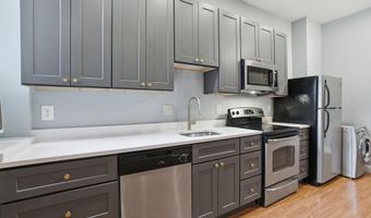 1440 FAIRMONT St NW 3, Washington, DC 20009