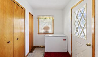 712 Rapids St, Adel, IA 50003