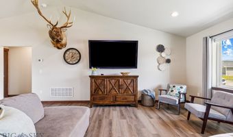 1005 Westwood Cir, Belgrade, MT 59714