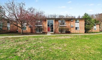 1257 Island Dr 101, Ann Arbor, MI 48105