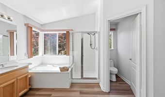 17 Miranda Ct, Alameda, CA 94502