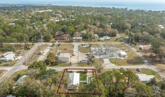 148 20th Ave, Apalachicola, FL 32320
