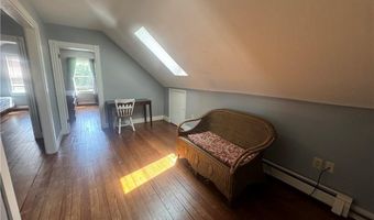 60 Berkeley Ave 2, Newport, RI 02840