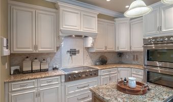 948 Little Coal River Rd, Alum Creek, WV 25003