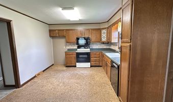 1889 HIGHWAY 80 E, Arlington, KY 42021