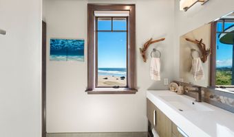 2488 BEACH LOOP Dr, Bandon, OR 97411