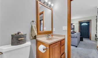 1372 Earhart Ave, Akron, OH 44320