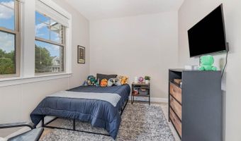 1405 Town Home Dr, Apex, NC 27502