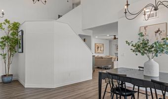 5759 W DRAKE Ct, Chandler, AZ 85226