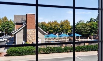 42563 HIGHGATE Ter, Brambleton, VA 20148