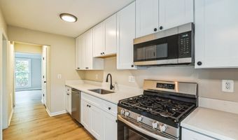 43866 LABURNUM Sq, Ashburn, VA 20147