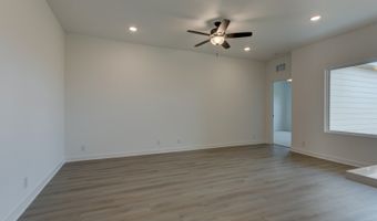 119 Peeps Ct, Adkins, TX 78101