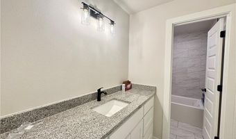 22 Bankfoot Dr, Bella Vista, AR 72715
