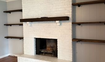 4710 Summer Dr, Anderson, IN 46012