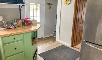 13 Bates Rd, Chaplin, CT 06235
