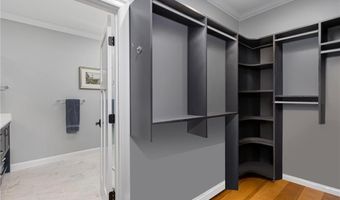 48 TRAVELERS Ct, East Greenwich, RI 02818