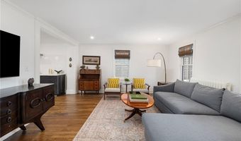 23 Mt. Vernon St, Newport, RI 02840